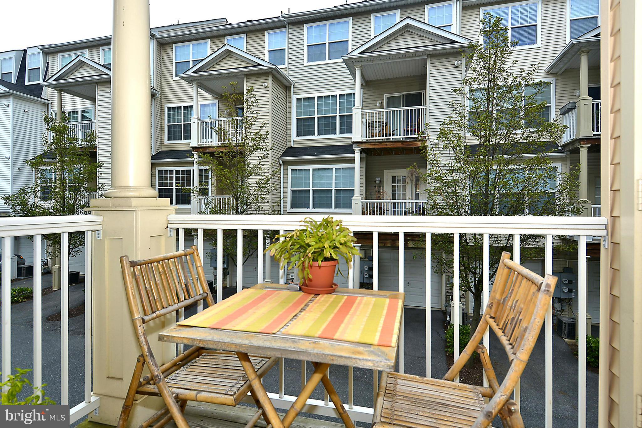 11322 King George Drive, Unit 5 Silver Spring, MD 20902 - Photo 18 of 27 Exterior (Rear)