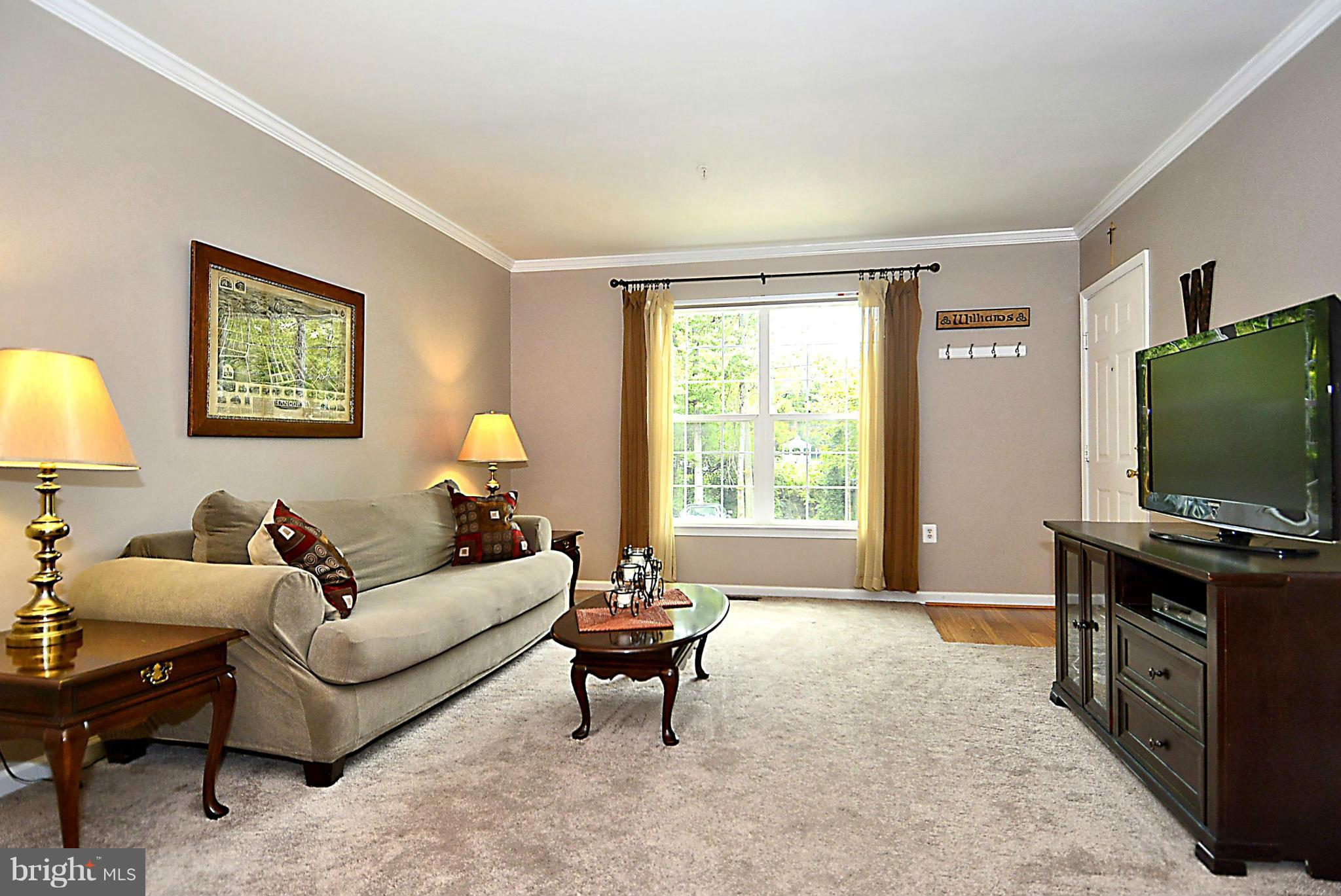 11322 King George Drive, Unit 5 Silver Spring, MD 20902 - Photo 3 of 27 Interior (General)