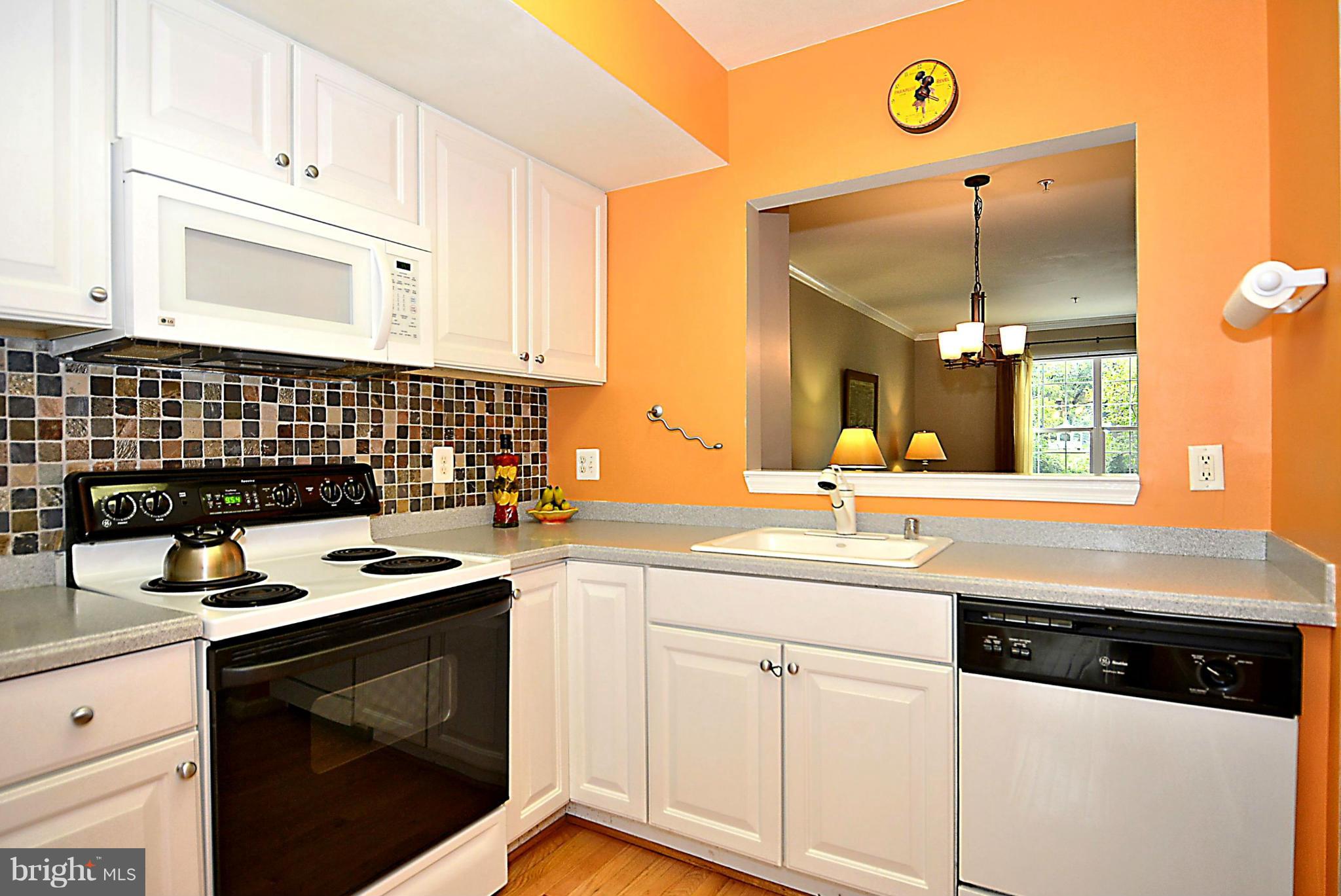 11322 King George Drive, Unit 5 Silver Spring, MD 20902 - Photo 5 of 27 Interior (General)