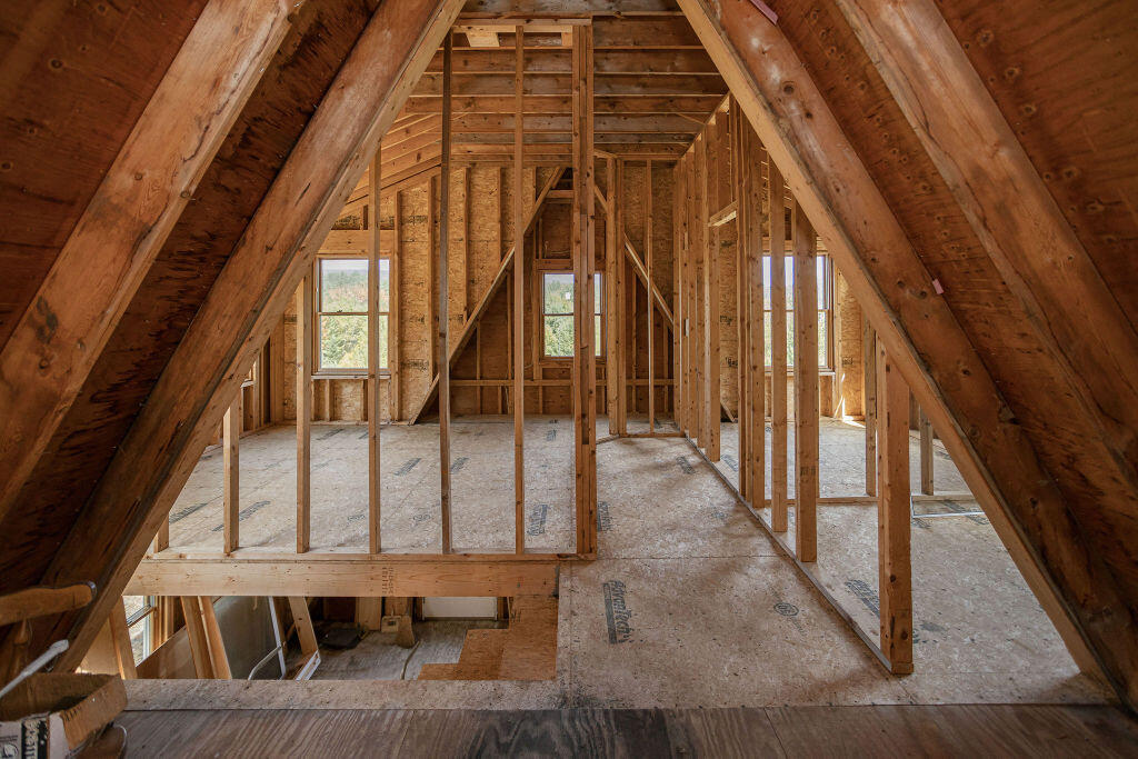 182 Airport Road Phillips, ME 04966 - Photo 11 of 49 taylor-kaminsky-photo-23