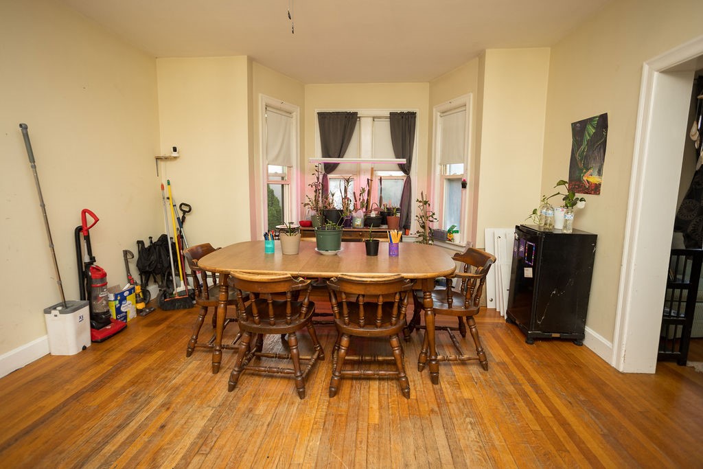 29 Hamlet Avenue Woonsocket, RI 02895 - Photo 9 of 48 Gallery Image 9