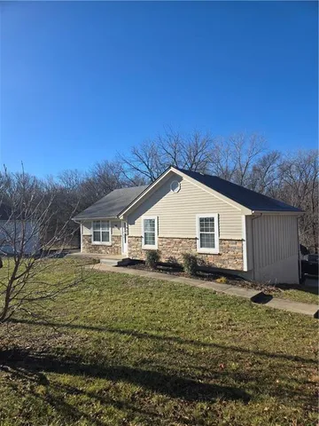 $275,000 | 5420 North Randolph Road, Kansas City, MO 64119