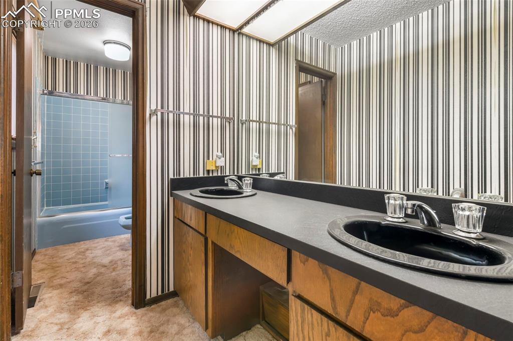 4302 Valli Vista Road Colorado Springs, CO 80915 - Photo 17 of 50