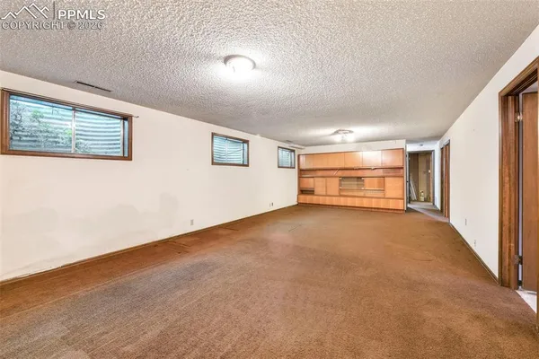 $470,000 | 4302 Valli Vista Road, Colorado Springs, CO 80915