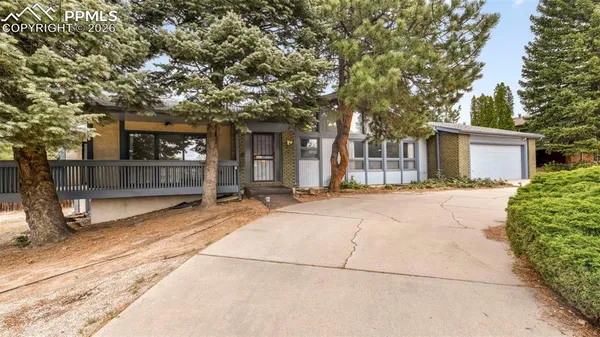$470,000 | 4302 Valli Vista Road, Colorado Springs, CO 80915