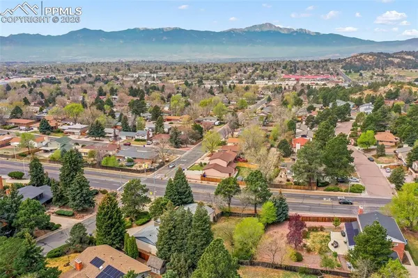 $470,000 | 4302 Valli Vista Road, Colorado Springs, CO 80915