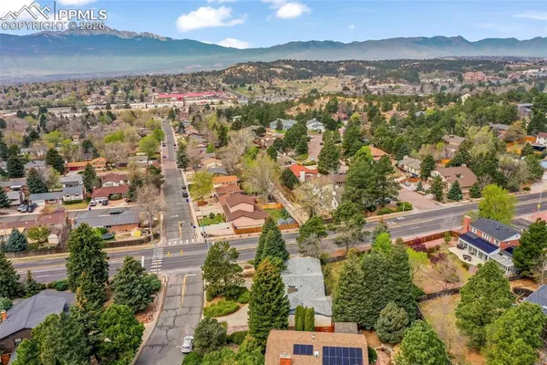 $470,000 | 4302 Valli Vista Road, Colorado Springs, CO 80915