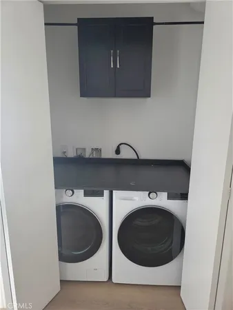 $4,500 | 14169 Calvert Street, Van Nuys, CA 91401