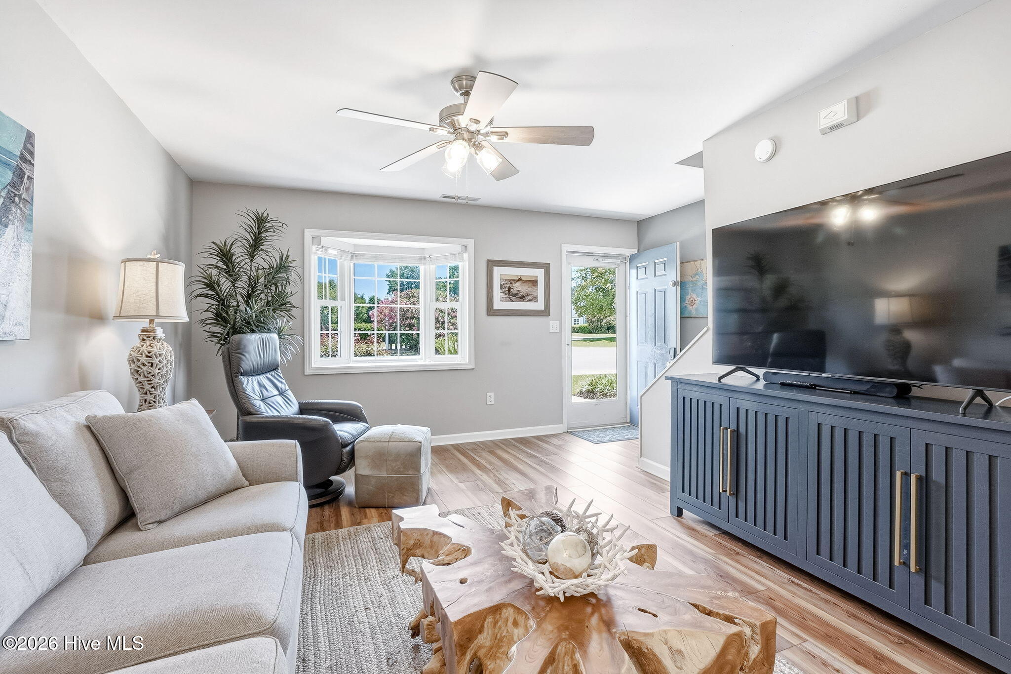 303 Barbour Road, Unit 503 Morehead City, NC 28557 - Photo 10 of 32 20-web-or-mls-chadwick-visuals-303-barbo