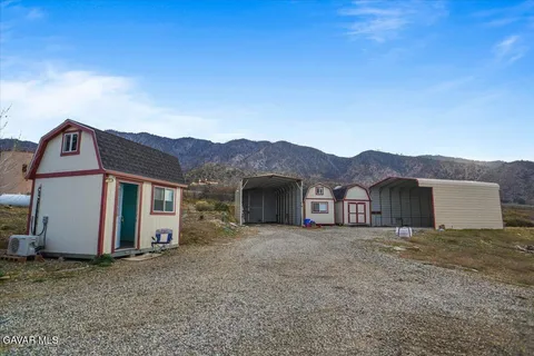 $599,000 | 27811 Jubilee Run Road, Pearblossom, CA 93553