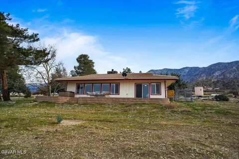 $599,000 | 27811 Jubilee Run Road, Pearblossom, CA 93553