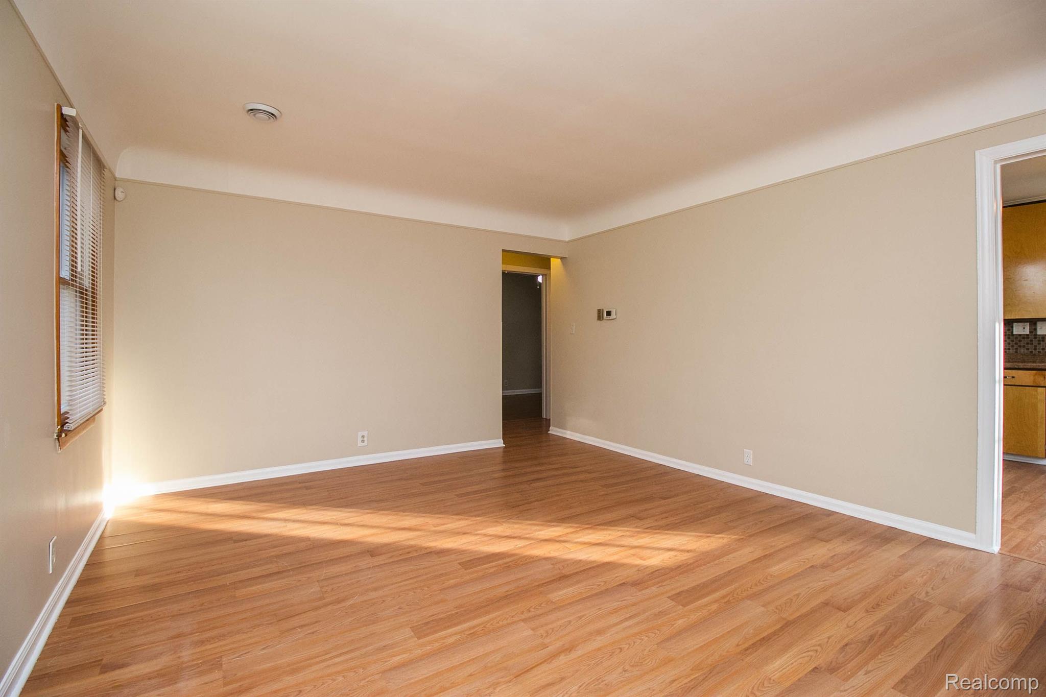 3904 Durham Road Royal Oak, MI 48073 - Photo 5 of 21 Gallery Image 5