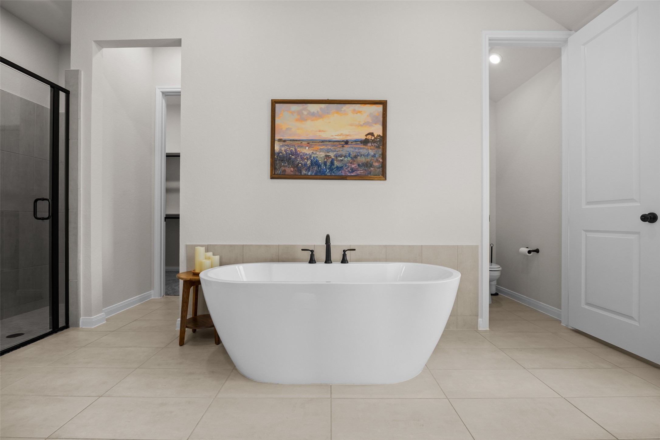 1200 Scenic Grn Loop Georgetown, TX 78628 - Photo 19 of 40 Oh my oh my this tub!