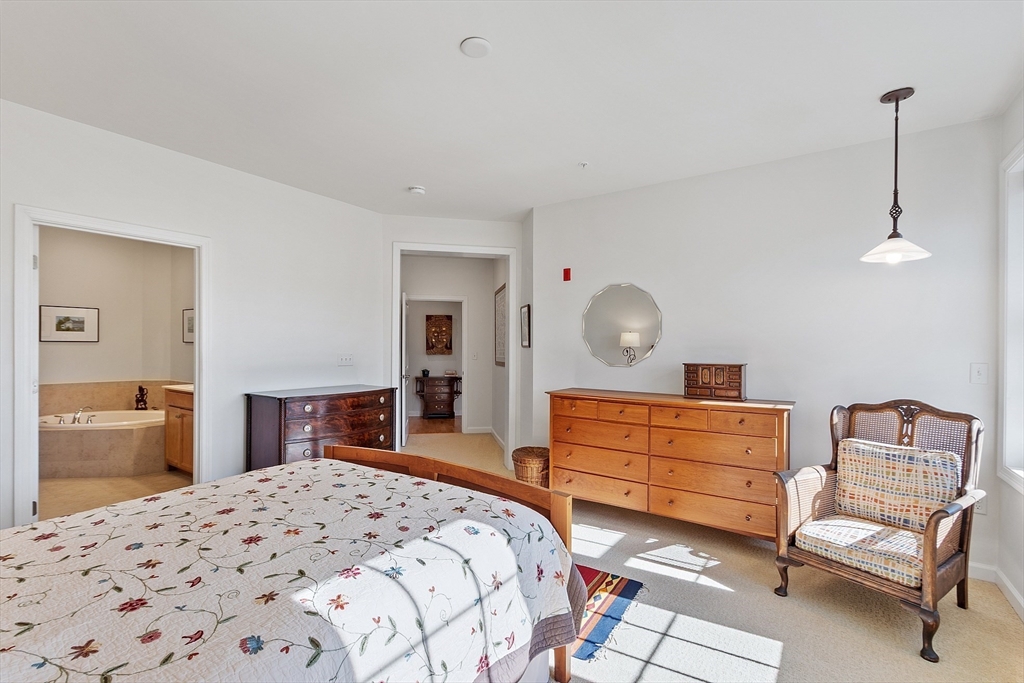 62 Abigail Way, Unit 3004 Reading, MA 01867 - Photo 17 of 37