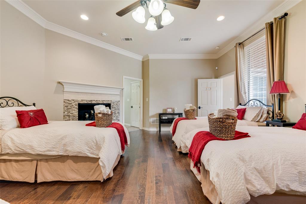 102 Dobbs Road Lake Dallas, TX 76208 - Photo 20 of 35