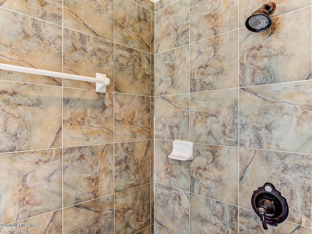 1780 North Loop Parkway St. Augustine, FL 32095 - Photo 40 of 98 WALK IN SHOWER
