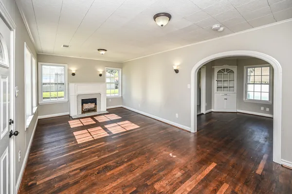 $1,295 | 500 Alford Street, Baytown, TX 77520