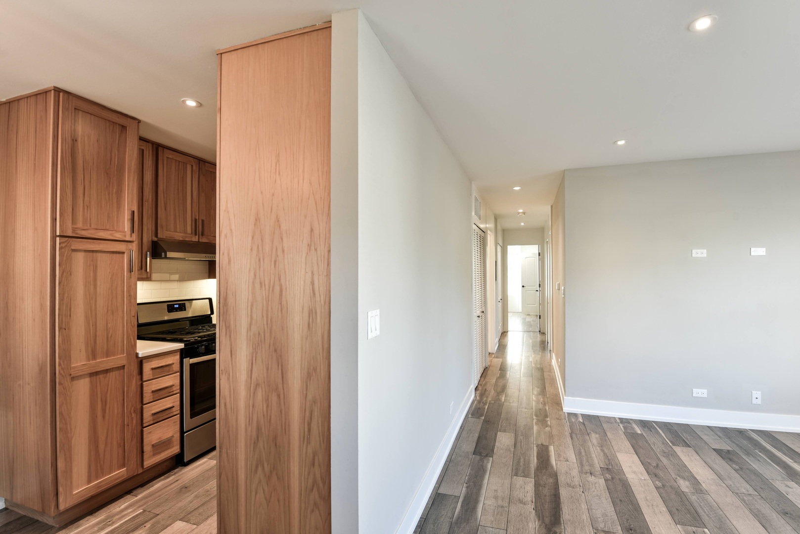 787 Pahl Road, Unit 787 Elk Grove Village, IL 60007 - Photo 10 of 28 a view of kitchen and refrigerator