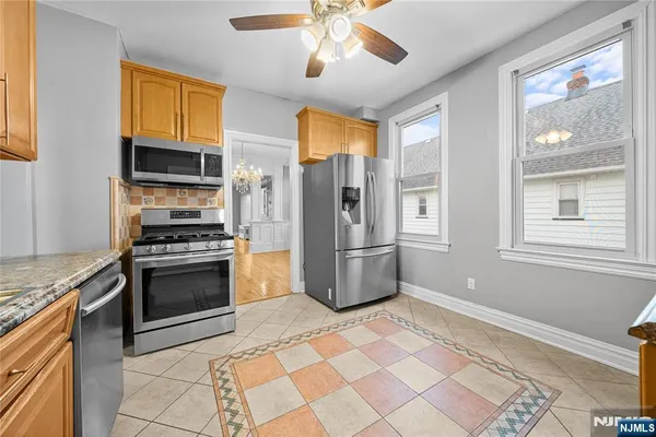 $3,300 | 35 Dawson Avenue, Unit 2, Clifton, NJ 07012