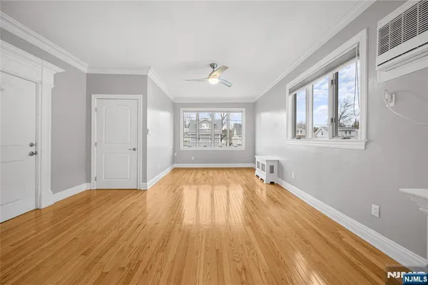 $3,300 | 35 Dawson Avenue, Unit 2, Clifton, NJ 07012