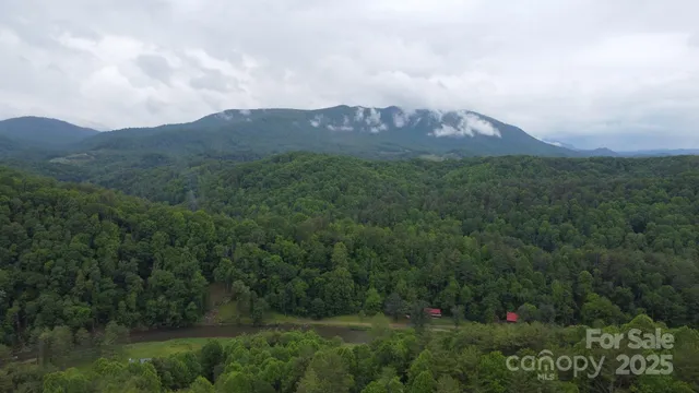 $489,900 | 710 River Hills Road, Lansing, NC 28643