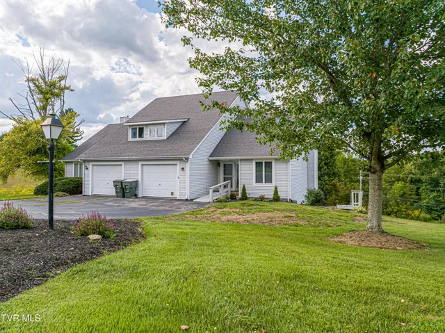 $340,000 | 327 Pinehurst Court, Abingdon, VA 24211