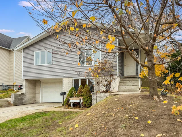 $184,900 | 718 South 22nd Street, Manitowoc, WI 54220