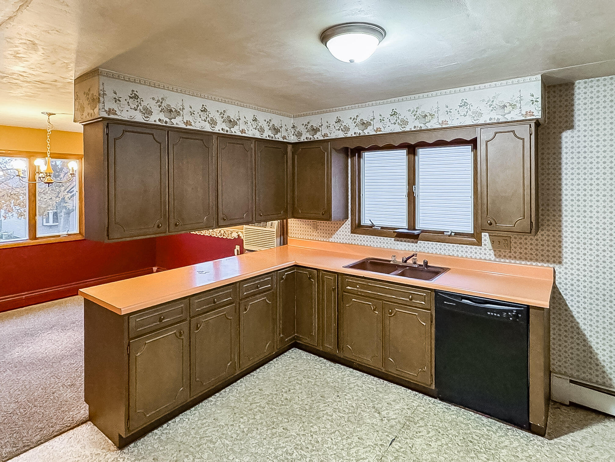 718 South 22nd Street Manitowoc, WI 54220 - Photo 9 of 22 IMG_5505