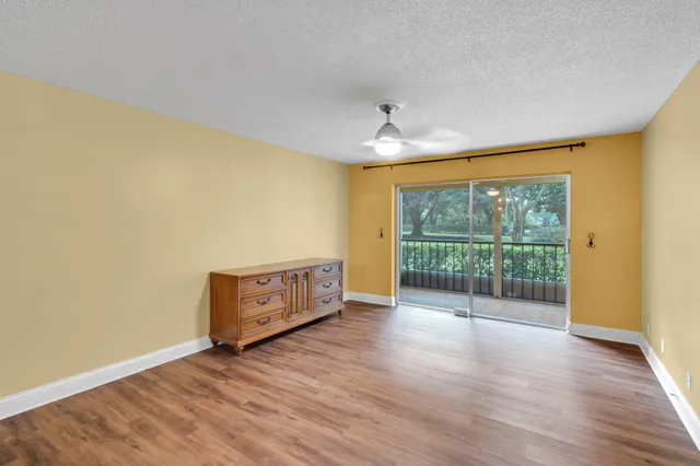 $1,800 | 5900 Northwest 44th Street, Unit 106, Lauderhill, FL 33319