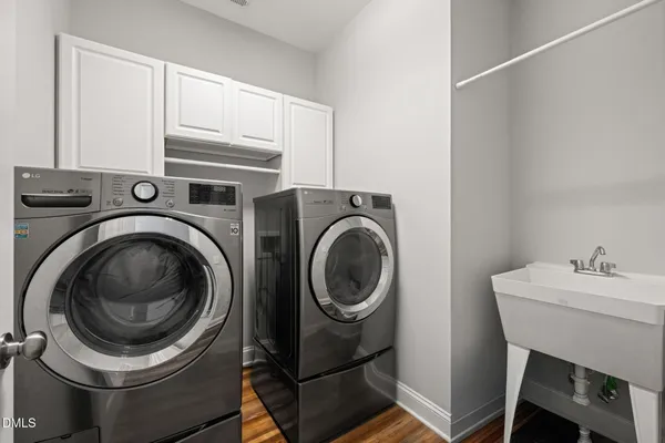 $560,000 | 208 Whisk Fern Way, Holly Springs, NC 27540