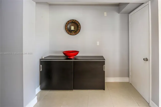 $387,000 | 126 Golden Isles Drive, Unit 32A, Hallandale Beach, FL 33009