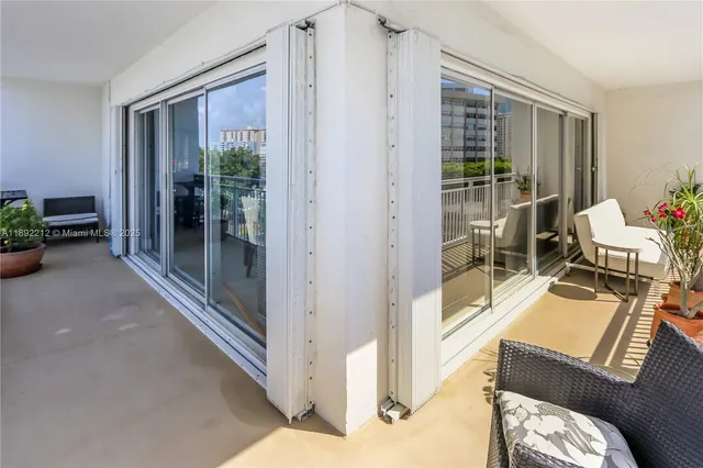 $387,000 | 126 Golden Isles Drive, Unit 32A, Hallandale Beach, FL 33009