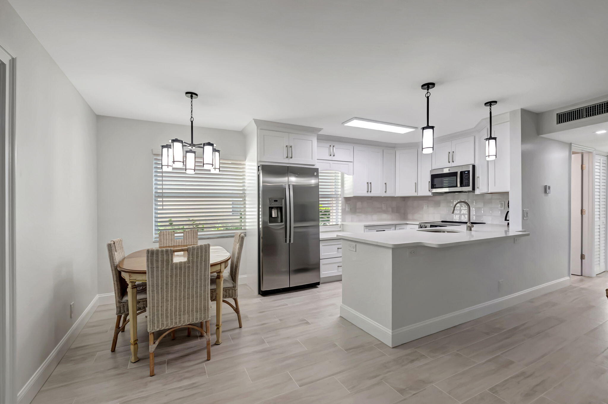 493 Flanders P Delray Beach, FL 33484 - Photo 12 of 57 10-web-or-mls-DSC_1359