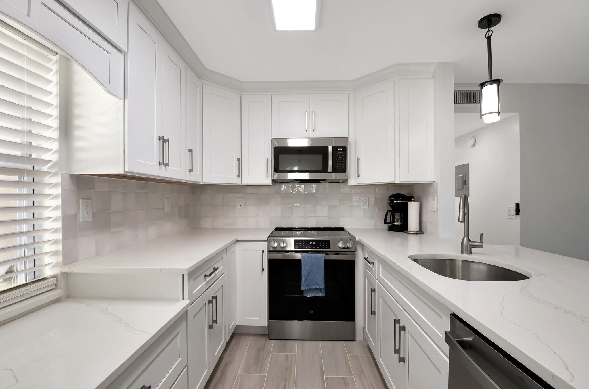 493 Flanders P Delray Beach, FL 33484 - Photo 15 of 57 15-web-or-mls-DSC_1384