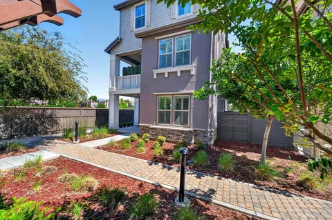 $1,750,000 | 1580 Hidden Creek Lane, Milpitas, CA 95035