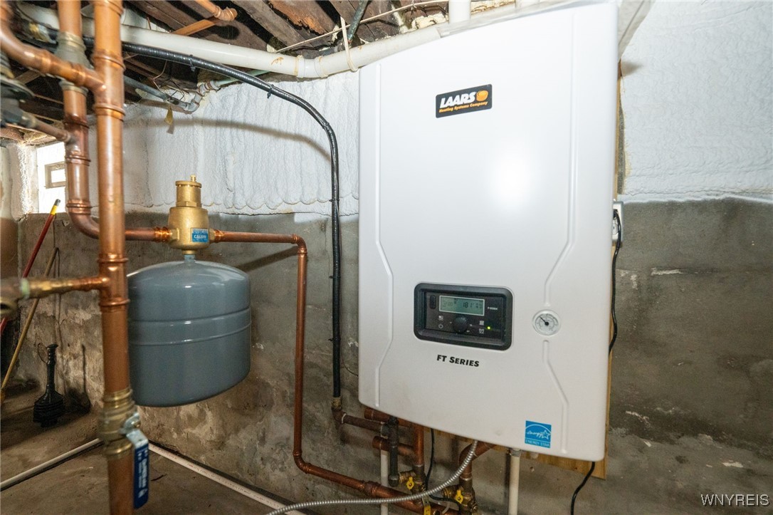 192 Congress Street Buffalo, NY 14213 - Photo 32 of 38 Laars FT High Efficiency Boiler