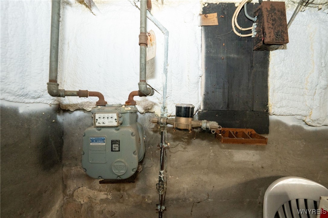 192 Congress Street Buffalo, NY 14213 - Photo 33 of 38 Basement