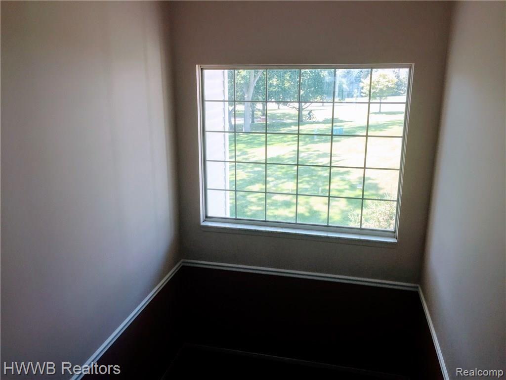 480 Baldwin Avenue, Unit 26 Rochester, MI 48307 - Photo 22 of 32 IMG_7648.jpg