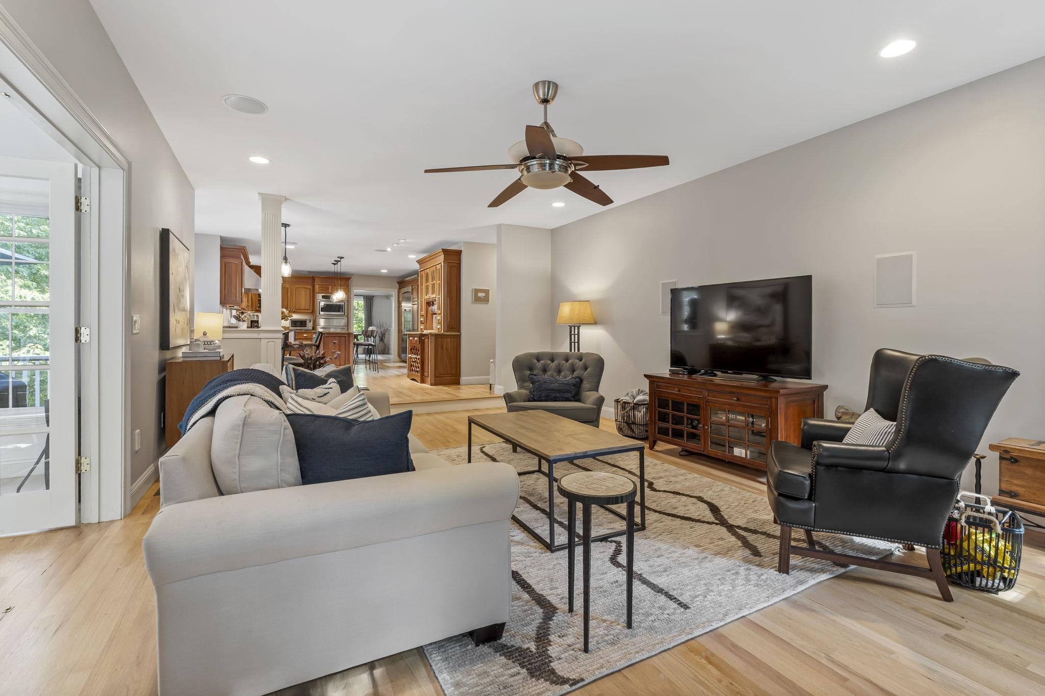 10 Poplar Road Windham, NH 03087 - Photo 15 of 60