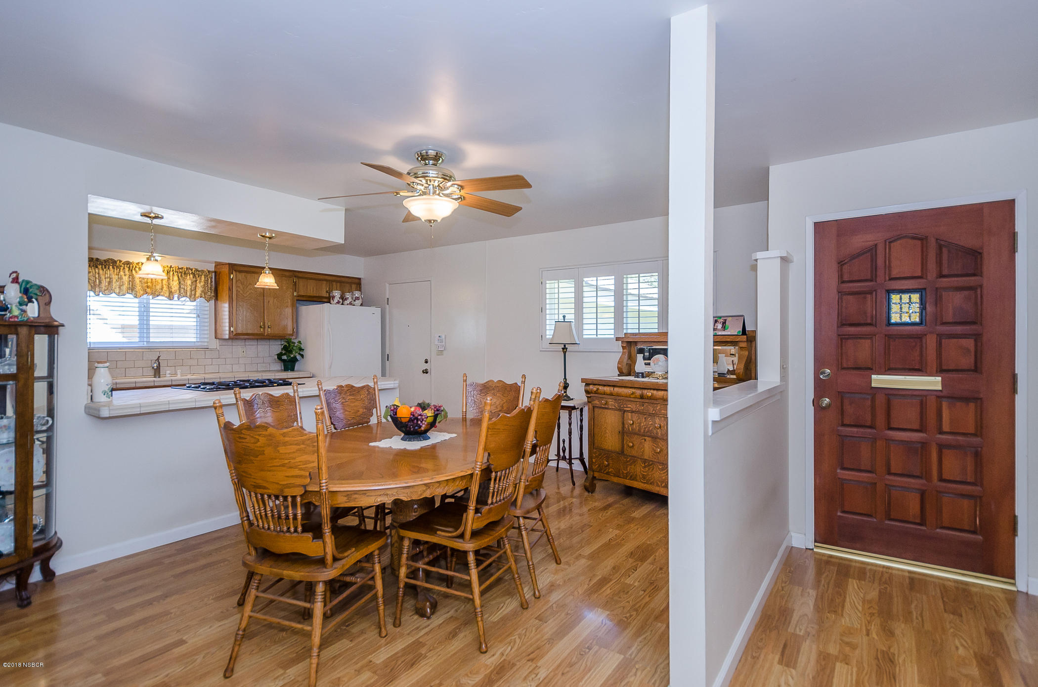 519 North Bradley Road Santa Maria, CA 93454 - Photo 3 of 27 a dining room with furniture and window