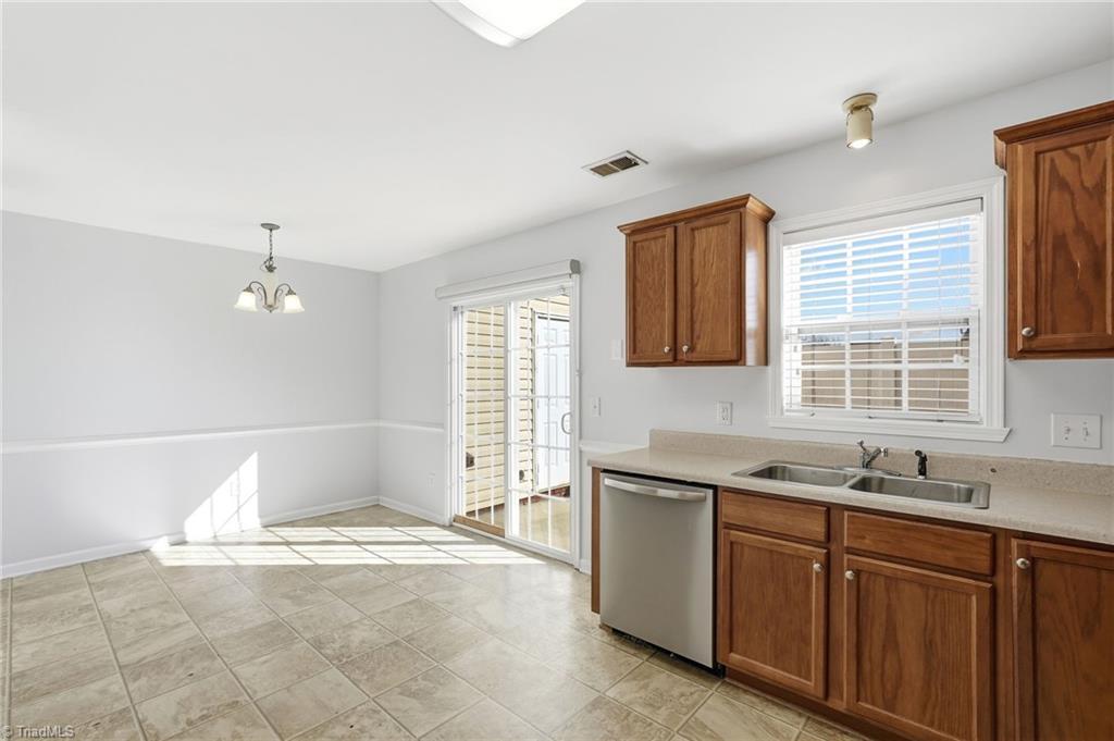 465 Ansley Way High Point, NC 27265 - Photo 12 of 30