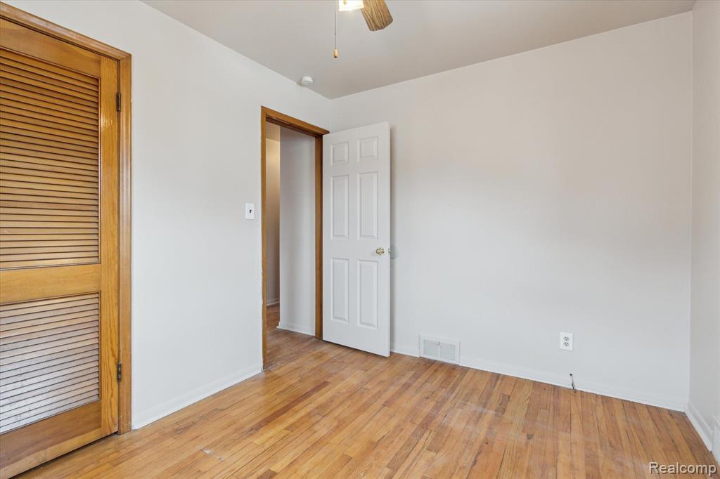 3309 Rome Avenue Warren, MI 48091 - Photo 17 of 35