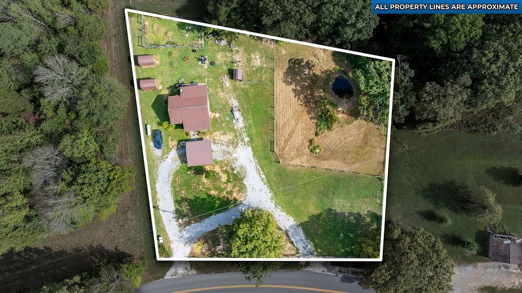 14396 S Road Cadiz, KY 42211 - Photo 9 of 15 a view of a glass door