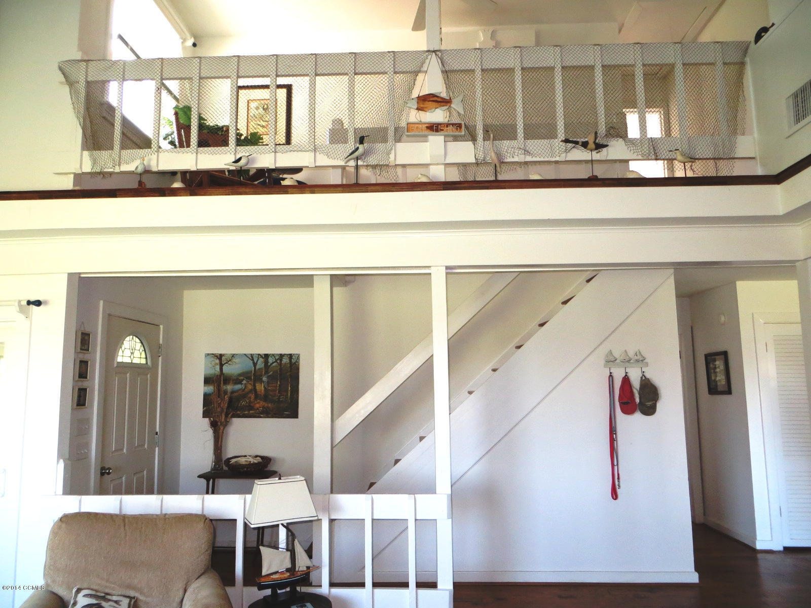 156 Taylor Road Marshallberg, NC 28553 - Photo 14 of 54 Loft and entry from greatroom
