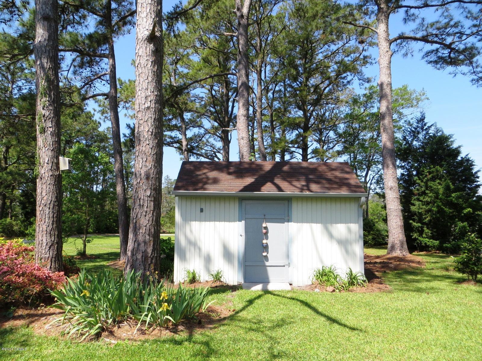 156 Taylor Road Marshallberg, NC 28553 - Photo 46 of 54 Shed