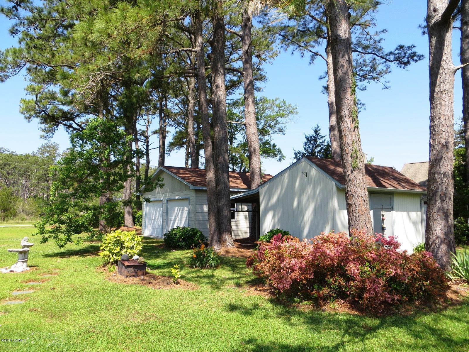 156 Taylor Road Marshallberg, NC 28553 - Photo 47 of 54 Shed and garage