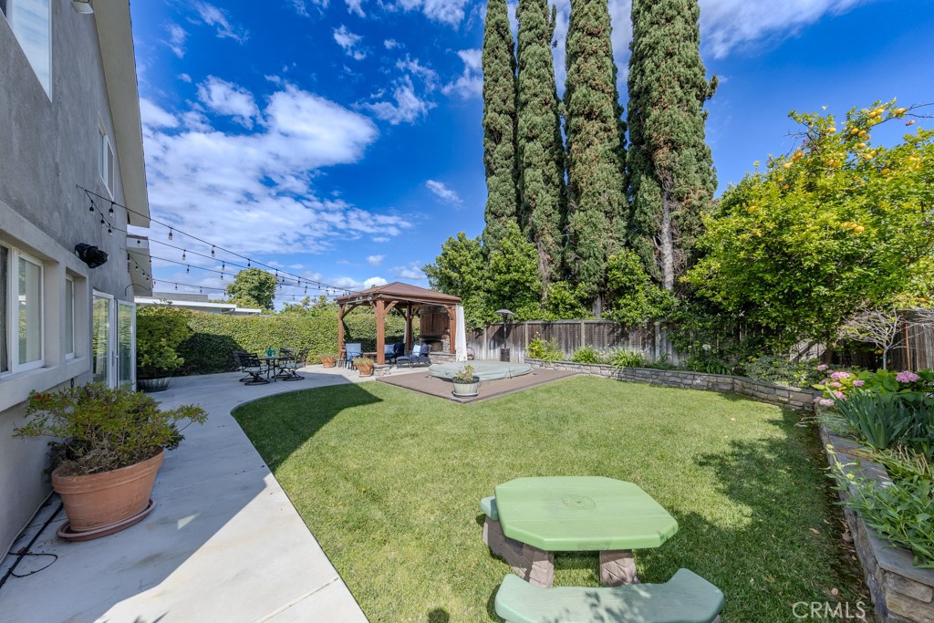 14872 Braeburn Road Tustin, CA 92780 - Photo 33 of 58
