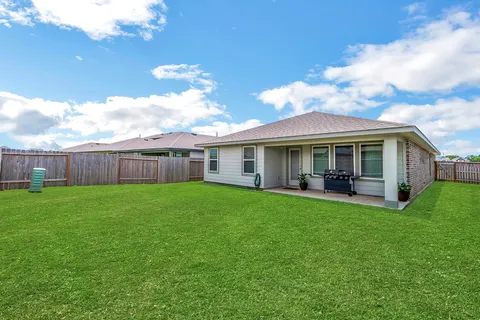 $299,900 | 10647 Cascade Crk Drive, Rosharon, TX 77583