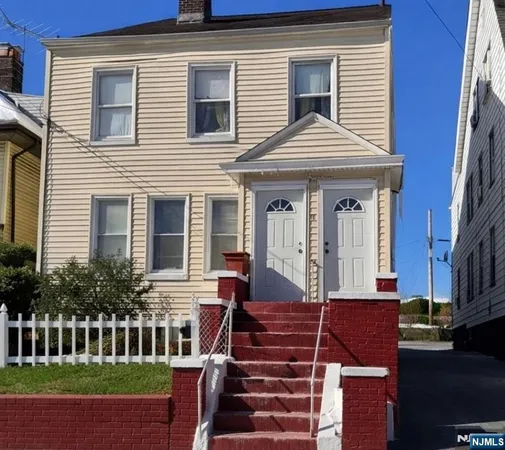 $520,000 | 16 Oraton Street, Newark, NJ 07104