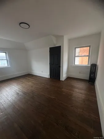 $2,500 | 301 Warburton Avenue, Yonkers, NY 10701